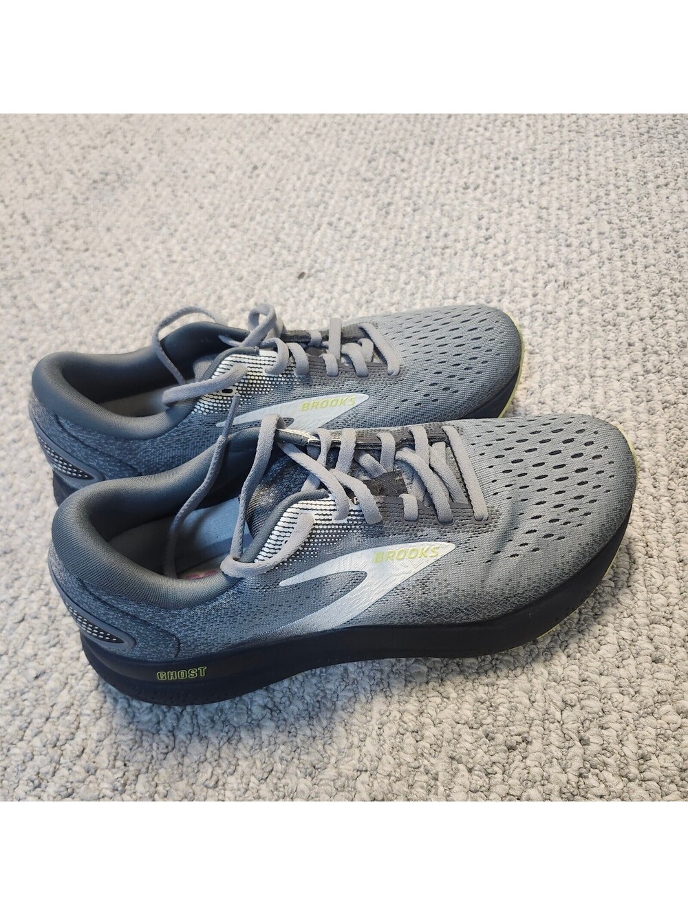 Brooks Ghost 16 Running Shoes Gray Men's Size 7 Women's 8.5